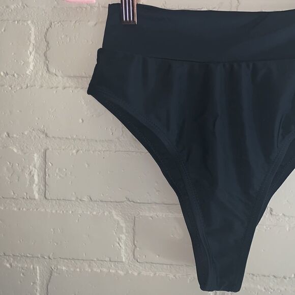 Vintage high cut black bikini bottoms XXS - Picture 3 of 10